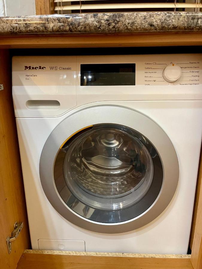 אינברנס Cathedral Apartment מראה חיצוני תמונה